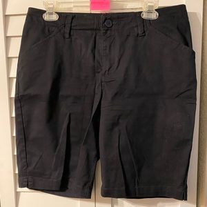Lee Bermuda Shorts